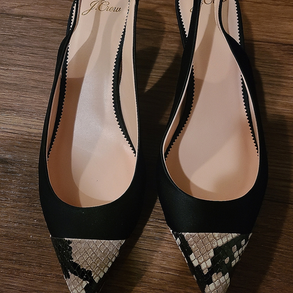 Womens Size 8 Shoe